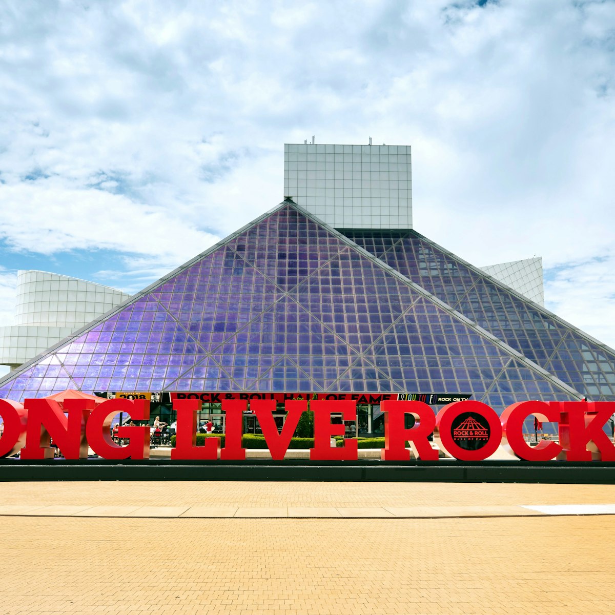 The Rock and Roll Hall of Fame on the shore of Lake Erie in downtown Cleveland, Ohio.